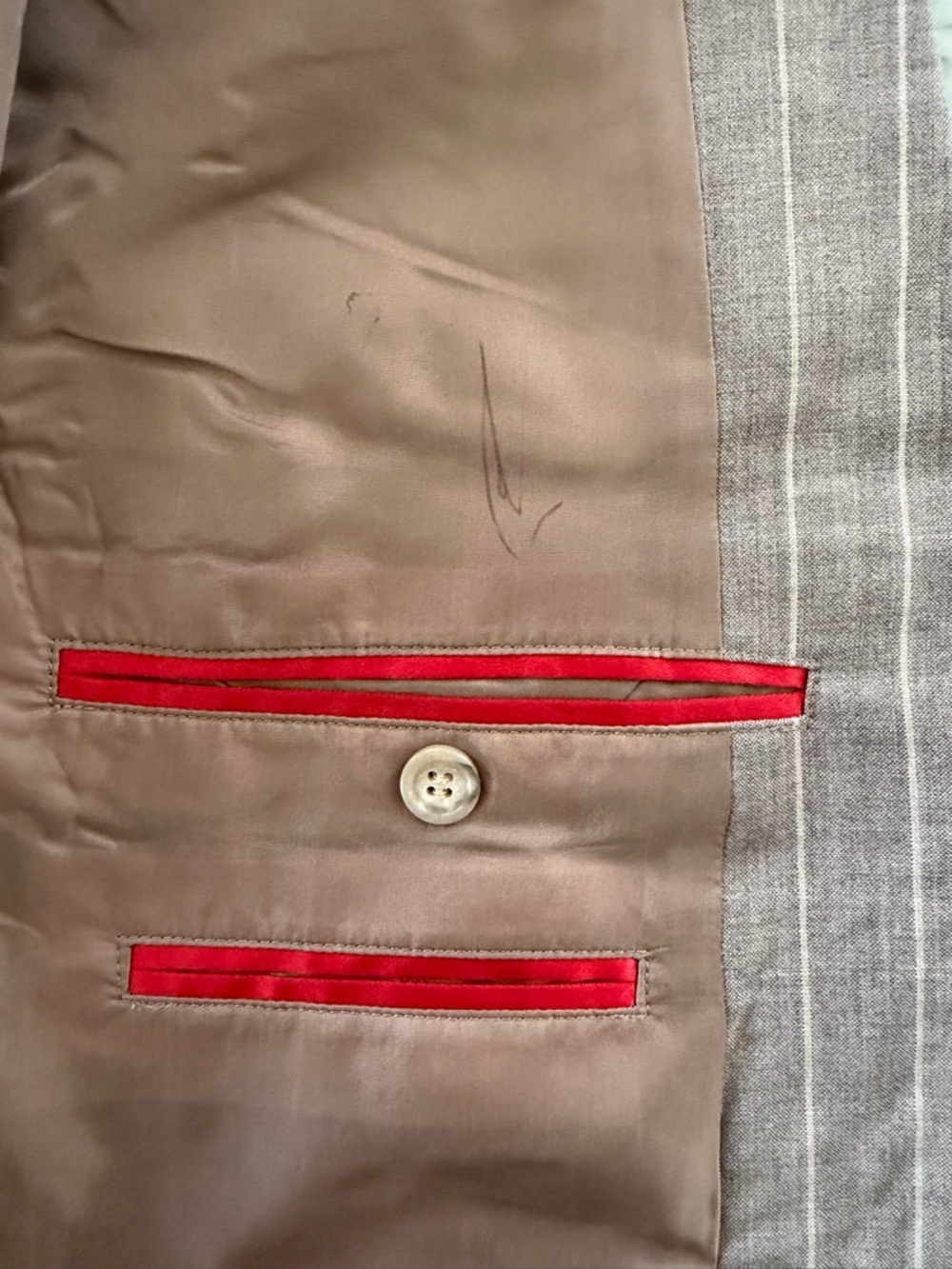 Hugo Boss Suit Set - Picture 3 of 12